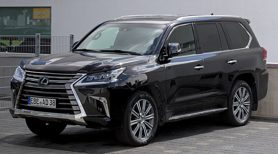 LX 570